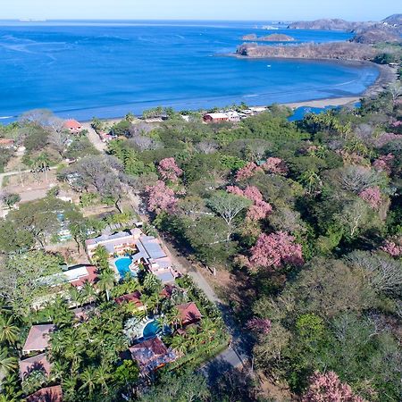 Hotel Isolina Beach Potrero  Exterior photo